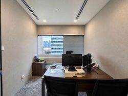 Gateway East (D7), Office #622071071